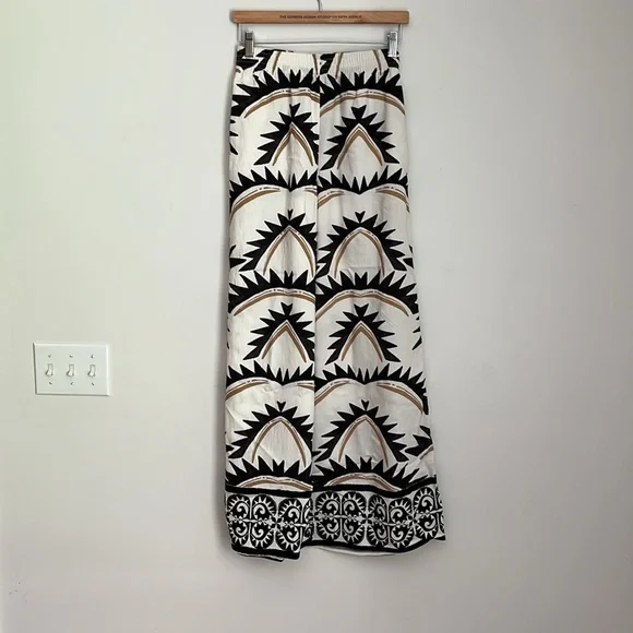 H&M Black and Cream Patterned Wide Leg Pants Bin F - Picture 5 of 7